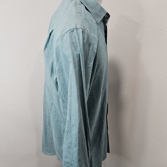 Van Heusen men's button-down longsleeve large - Picture 5 of 6